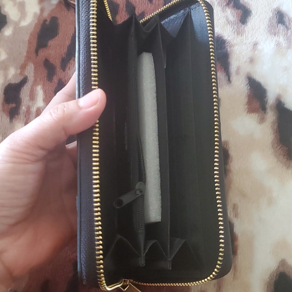 *** NOT AVAILABLE!!! *** - Picture 4 of 10